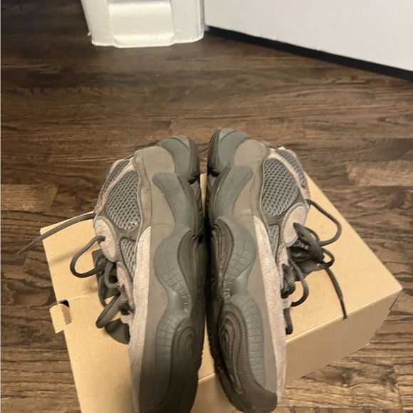 Yeezy 500 Clay Brown - adidas Men\'s Sneakers in Brown and Gray
